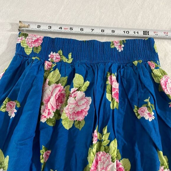 Hollister Floral Mini Skirt size S - Picture 5 of 6